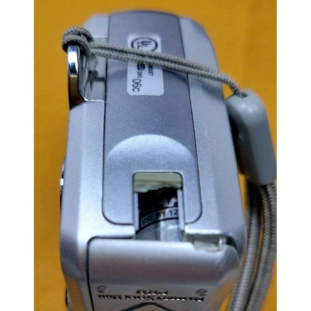 Sony Cyber-Shot DSC-S45 Digital Camera Tested- Functional - 5.1 MP 3X Zoom